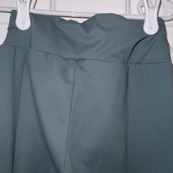 Zara Girls Leggings smooth on top part, texture on bottom, blue/gray?, size 9-10 - Picture 8 of 14